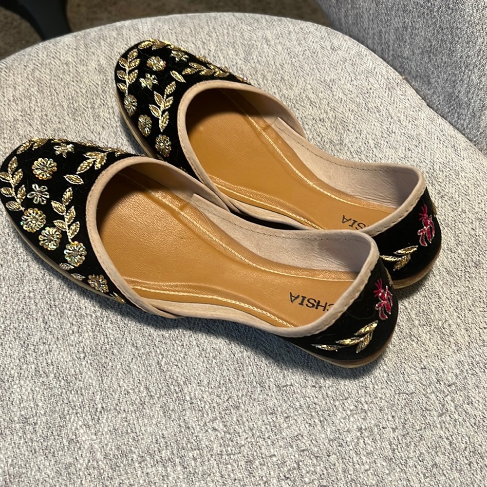 Fuchsia Size 9 Flats WILL TAKE REASONABLE OFFERS